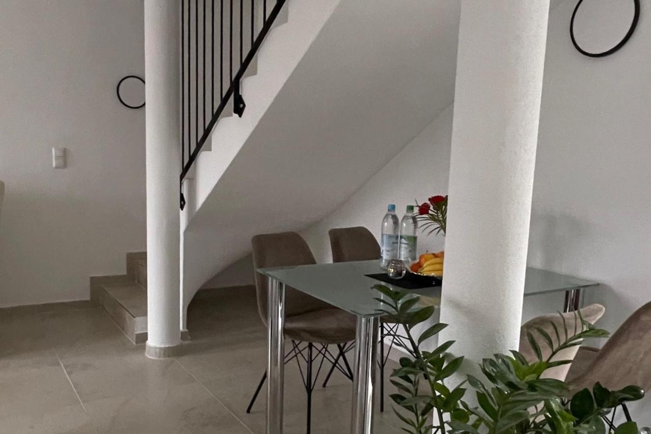פידינג Ferienwohnung Bullaku מראה חיצוני תמונה