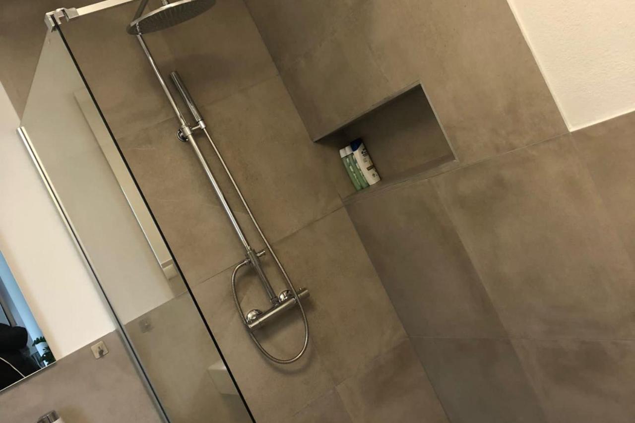 פידינג Ferienwohnung Bullaku מראה חיצוני תמונה